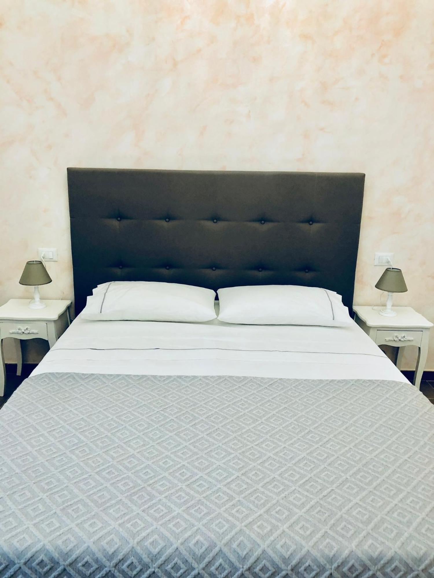 S.Apollonia Suite Trastevere โรม ภายนอก รูปภาพ