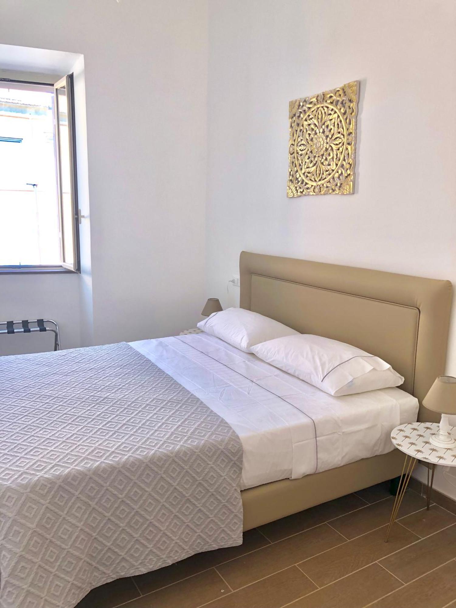 S.Apollonia Suite Trastevere โรม ภายนอก รูปภาพ