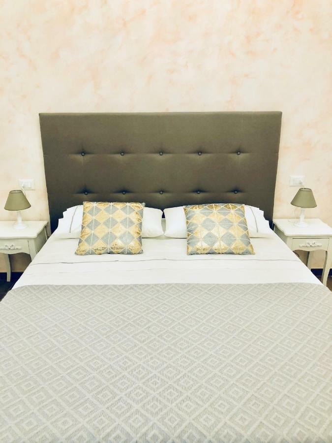 S.Apollonia Suite Trastevere โรม ภายนอก รูปภาพ